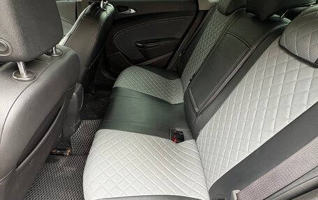 Opel Astra J, 2013 год, 700 000 рублей, 11 фотография
