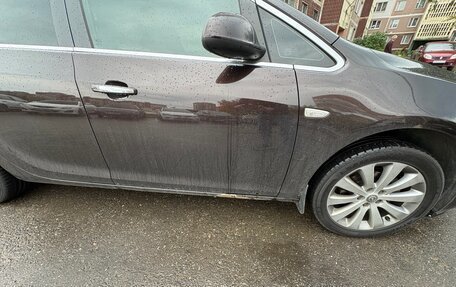 Opel Astra J, 2013 год, 700 000 рублей, 3 фотография