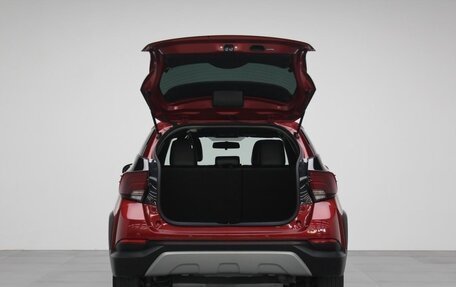 Toyota Yaris, 2023 год, 1 390 000 рублей, 13 фотография