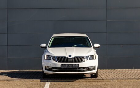 Skoda Octavia, 2018 год, 1 595 000 рублей, 2 фотография
