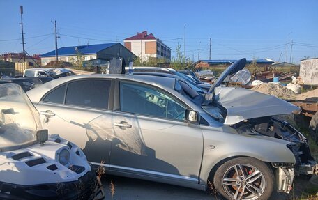 Toyota Avensis III рестайлинг, 2005 год, 350 000 рублей, 2 фотография