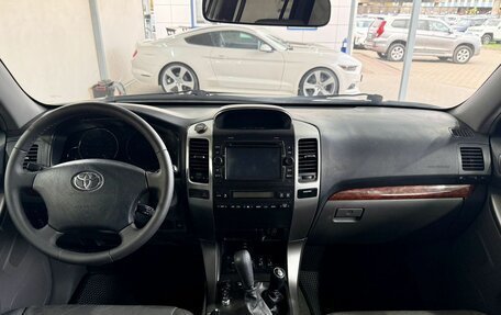 Toyota Land Cruiser Prado 120 рестайлинг, 2007 год, 1 599 000 рублей, 11 фотография