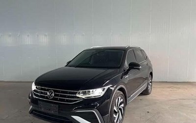 Volkswagen Tiguan II, 2022 год, 2 580 000 рублей, 1 фотография