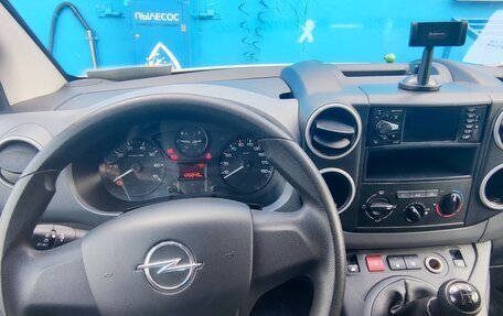 Opel Combo, 2021 год, 1 420 000 рублей, 10 фотография