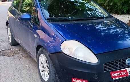 Fiat Punto III Punto Evo рестайлинг, 2006 год, 130 000 рублей, 3 фотография