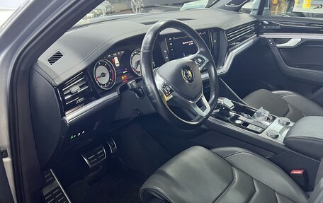 Volkswagen Touareg III, 2018 год, 4 500 000 рублей, 14 фотография