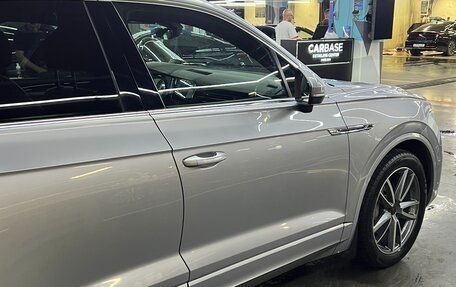 Volkswagen Touareg III, 2018 год, 4 500 000 рублей, 8 фотография