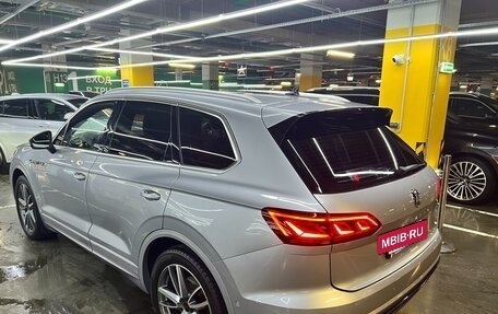 Volkswagen Touareg III, 2018 год, 4 500 000 рублей, 16 фотография