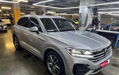 Volkswagen Touareg III, 2018 год, 4 500 000 рублей, 20 фотография