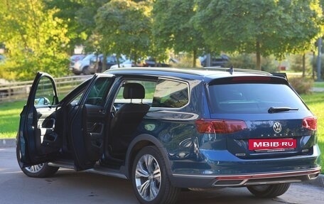 Volkswagen Passat B8 рестайлинг, 2019 год, 3 800 000 рублей, 9 фотография