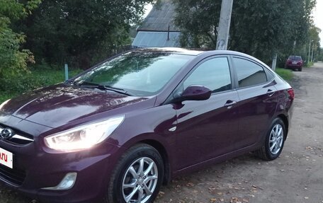 Hyundai Solaris II рестайлинг, 2013 год, 750 000 рублей, 6 фотография