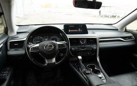 Lexus RX IV рестайлинг, 2018 год, 5 250 000 рублей, 11 фотография
