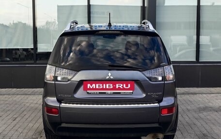 Mitsubishi Outlander III рестайлинг 3, 2007 год, 899 000 рублей, 4 фотография