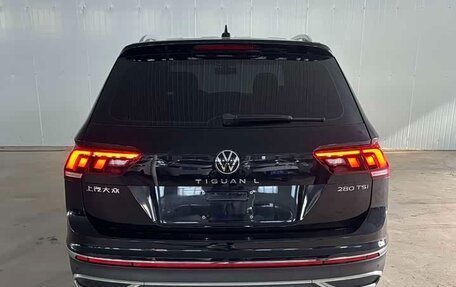 Volkswagen Tiguan II, 2022 год, 2 580 000 рублей, 4 фотография
