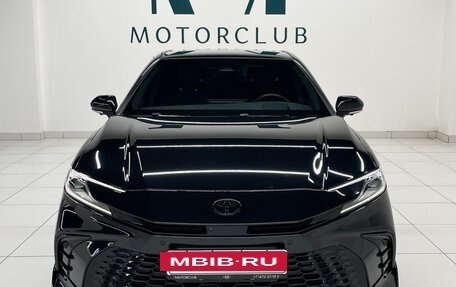 Toyota Camry, 2025 год, 3 990 000 рублей, 9 фотография