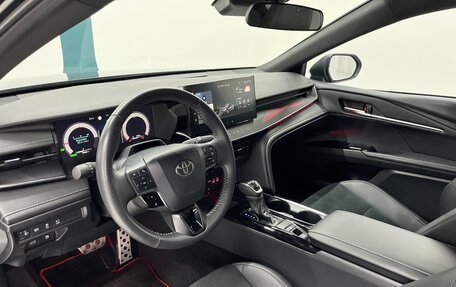 Toyota Camry, 2025 год, 3 990 000 рублей, 24 фотография