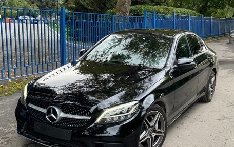 Mercedes-Benz C-Класс, 2019 год, 2 750 000 рублей, 28 фотография