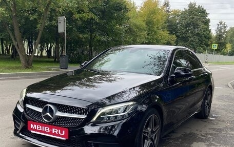 Mercedes-Benz C-Класс, 2019 год, 2 750 000 рублей, 36 фотография