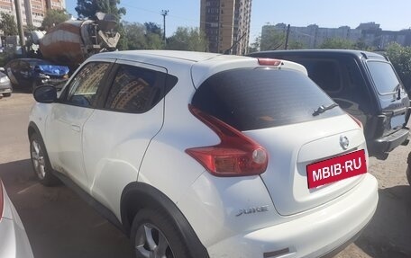 Nissan Juke II, 2011 год, 635 000 рублей, 2 фотография