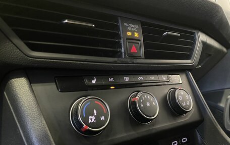 Volkswagen Jetta VII, 2020 год, 1 659 900 рублей, 13 фотография