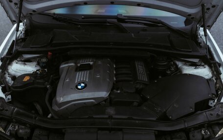 BMW 3 серия, 2007 год, 1 290 000 рублей, 14 фотография