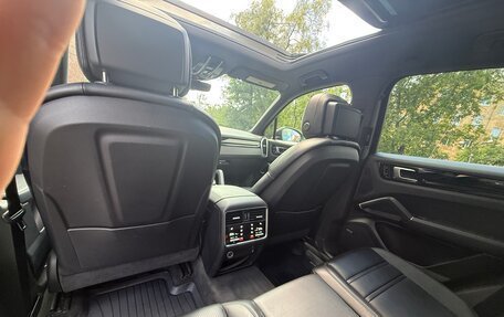 Porsche Cayenne III, 2021 год, 7 300 000 рублей, 9 фотография
