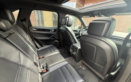 Porsche Cayenne III, 2021 год, 7 300 000 рублей, 11 фотография
