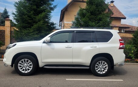 Toyota Land Cruiser Prado 150 рестайлинг 2, 2016 год, 5 050 000 рублей, 5 фотография