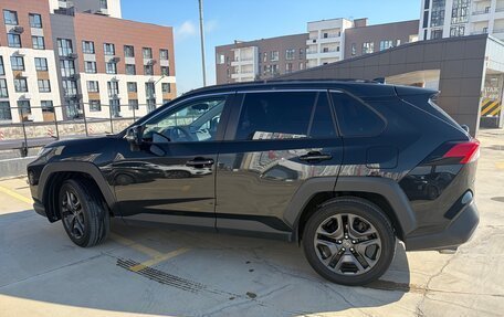 Toyota RAV4, 2023 год, 3 400 000 рублей, 8 фотография