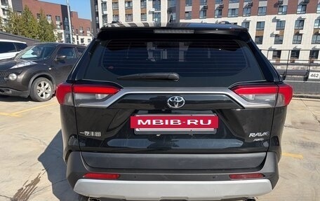 Toyota RAV4, 2023 год, 3 400 000 рублей, 6 фотография