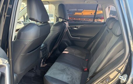 Toyota RAV4, 2023 год, 3 400 000 рублей, 28 фотография