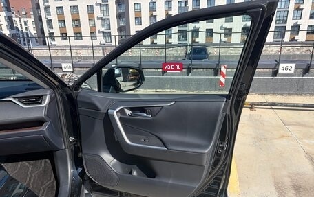 Toyota RAV4, 2023 год, 3 400 000 рублей, 29 фотография