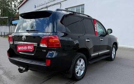 Toyota Land Cruiser 200, 2012 год, 2 650 000 рублей, 3 фотография