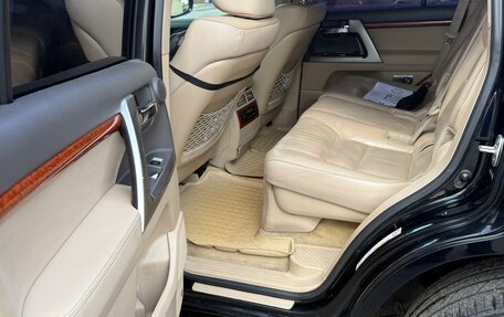 Toyota Land Cruiser 200, 2012 год, 2 650 000 рублей, 11 фотография