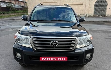Toyota Land Cruiser 200, 2012 год, 2 650 000 рублей, 5 фотография