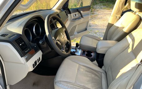 Mitsubishi Pajero IV, 2008 год, 1 449 000 рублей, 7 фотография