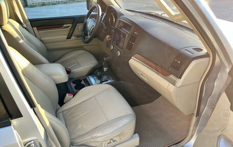 Mitsubishi Pajero IV, 2008 год, 1 449 000 рублей, 8 фотография