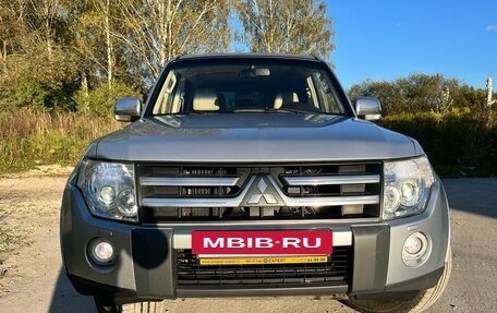 Mitsubishi Pajero IV, 2008 год, 1 449 000 рублей, 3 фотография