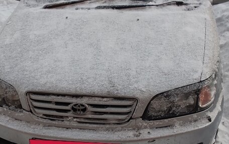 Toyota Ipsum II, 1998 год, 320 000 рублей, 4 фотография