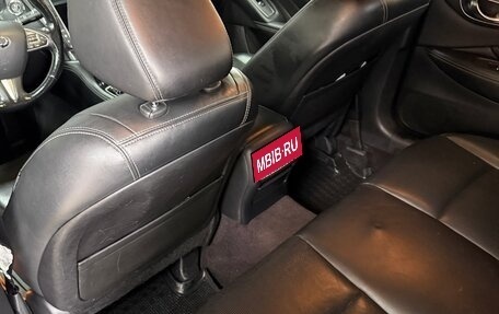 Infiniti Q50 I рестайлинг, 2014 год, 1 670 000 рублей, 12 фотография