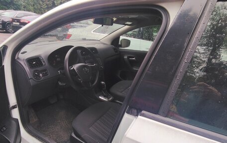 Volkswagen Polo VI (EU Market), 2015 год, 650 000 рублей, 6 фотография
