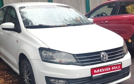 Volkswagen Polo VI (EU Market), 2015 год, 650 000 рублей, 2 фотография