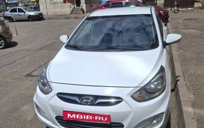 Hyundai Solaris II рестайлинг, 2013 год, 750 000 рублей, 1 фотография