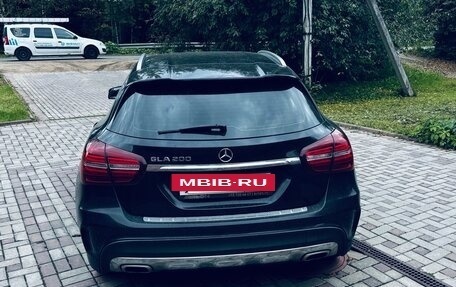 Mercedes-Benz GLA, 2017 год, 2 500 000 рублей, 5 фотография
