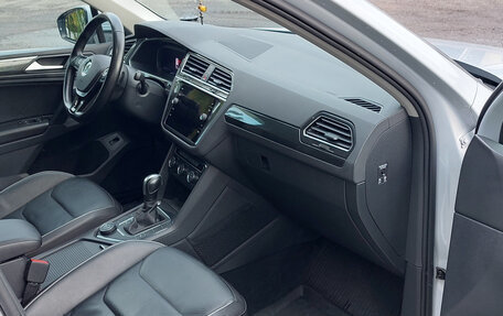 Volkswagen Tiguan II, 2020 год, 4 000 000 рублей, 5 фотография