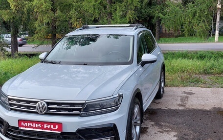 Volkswagen Tiguan II, 2020 год, 4 000 000 рублей, 2 фотография