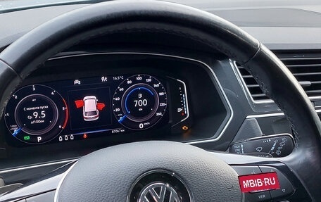 Volkswagen Tiguan II, 2020 год, 4 000 000 рублей, 12 фотография