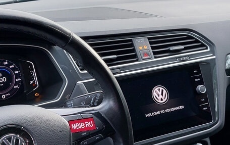 Volkswagen Tiguan II, 2020 год, 4 000 000 рублей, 13 фотография