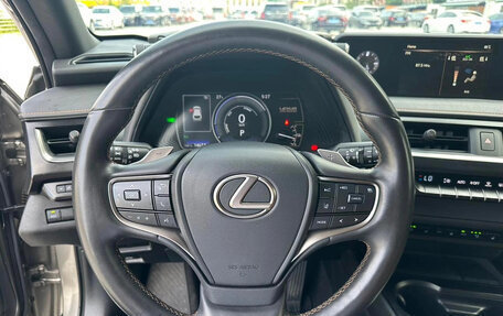 Lexus UX I, 2022 год, 2 190 000 рублей, 11 фотография