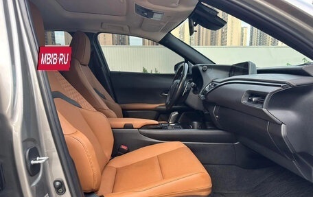 Lexus UX I, 2022 год, 2 190 000 рублей, 12 фотография